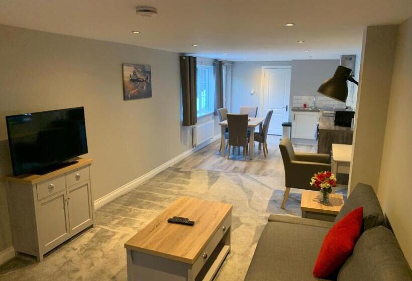 Pensione Fornham Guest House