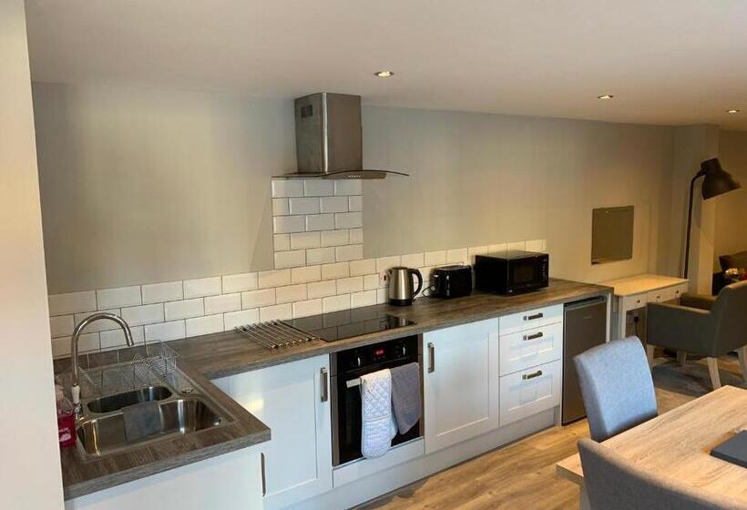 Pensione Fornham Guest House