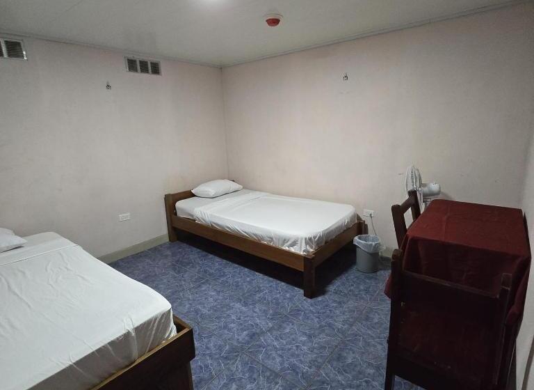 膳宿费 La Cascada