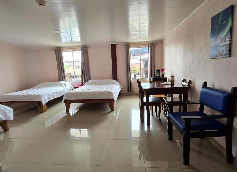 膳宿费 La Cascada