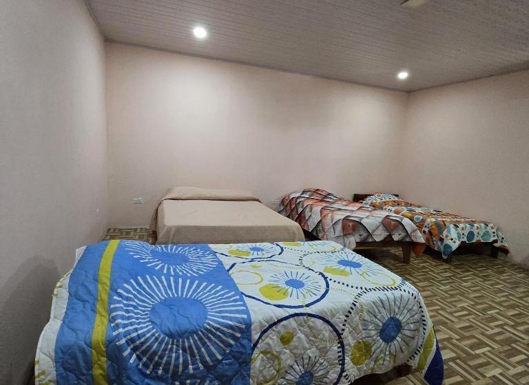 膳宿费 La Cascada