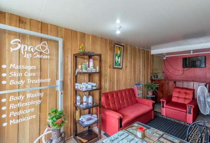 膳宿费 La Cascada