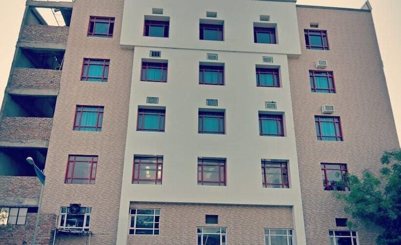 هتل Royal Country Club