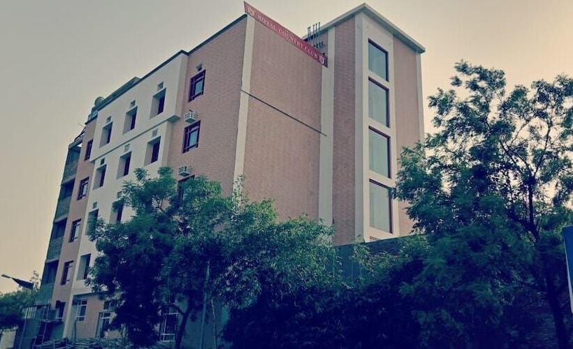 هتل Royal Country Club