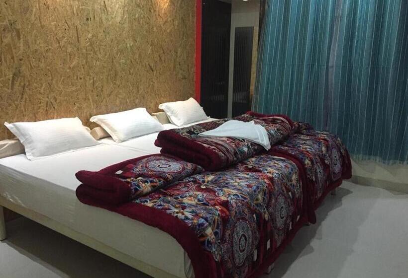 هتل Royal Country Club