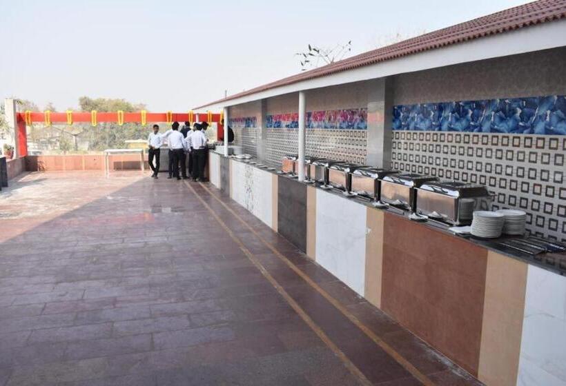 هتل Royal Country Club