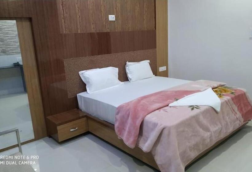 هتل Royal Country Club