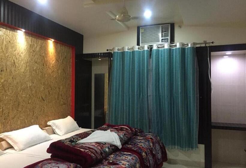 هتل Royal Country Club