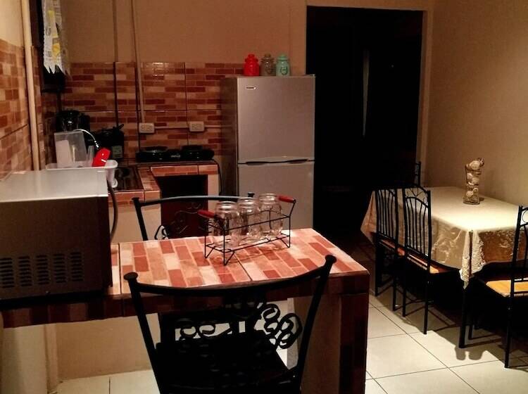 بنسيون Bamboo House La Fortuna