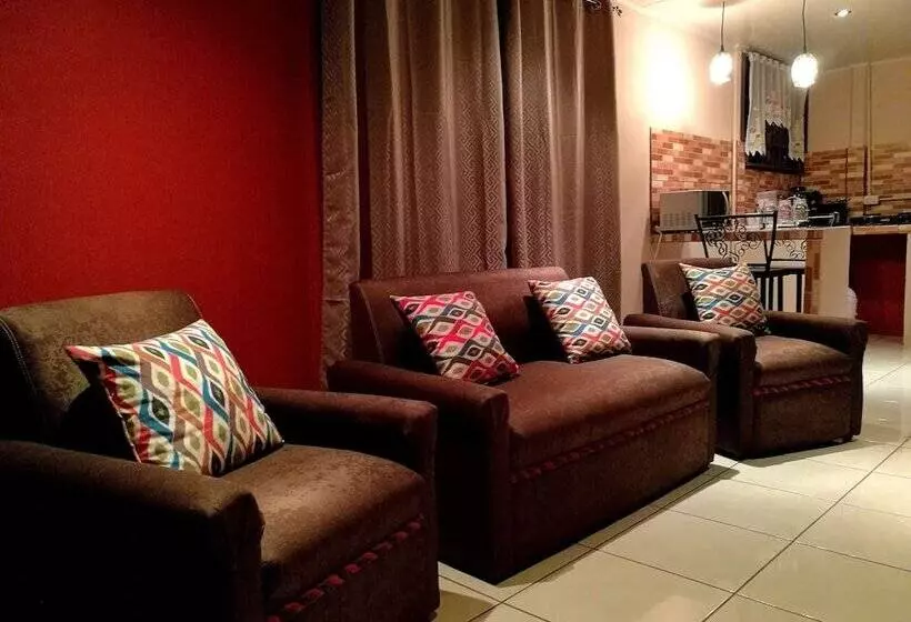 ペンション Bamboo House La Fortuna