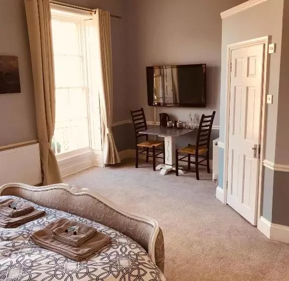 پانسیون Regency Rooms Guesthouse