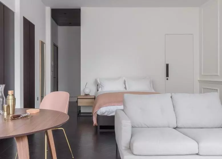 The Moorgate By Cove