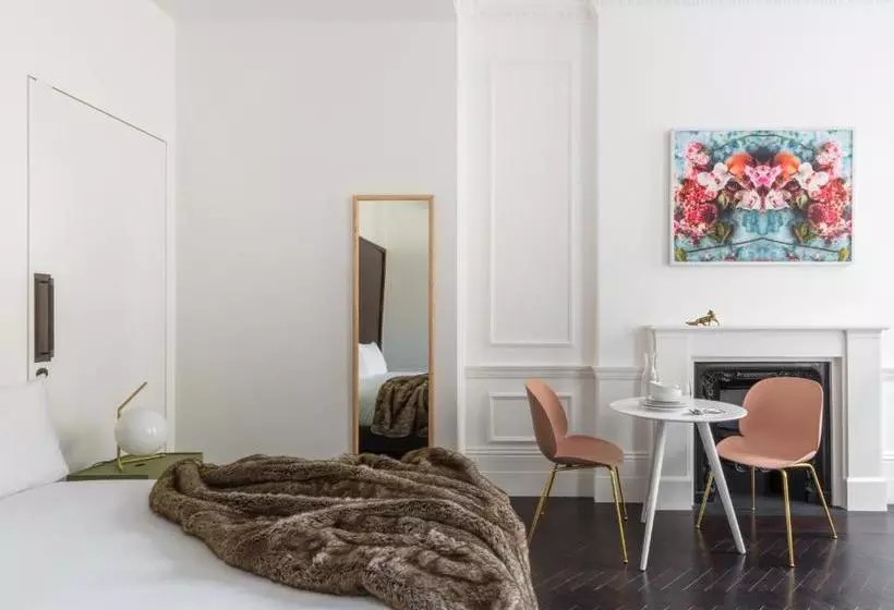 The Moorgate By Cove