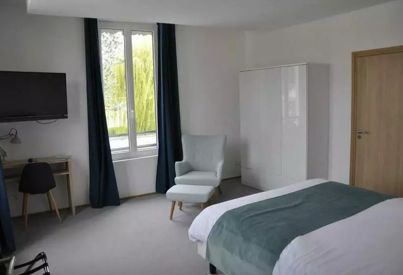 ホテル Les Tonnelles