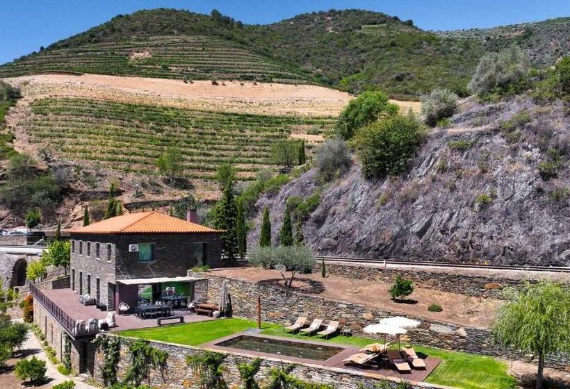 בית מלון כפרי Quinta De Merouço   Villa Do Rolapipas