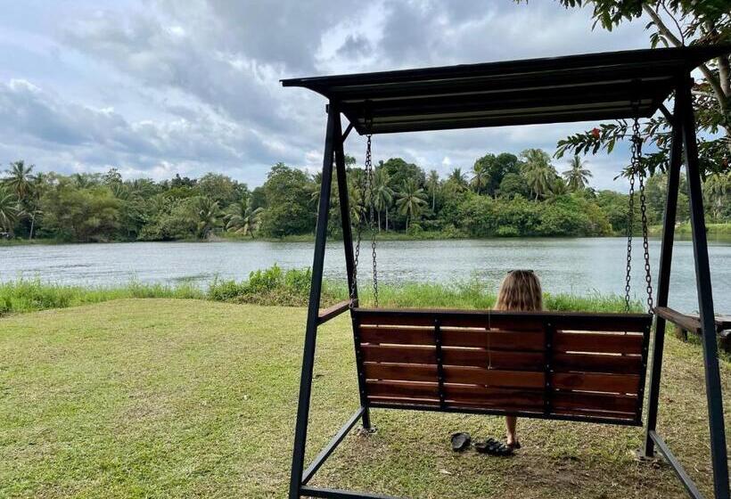 Yonan River Face Safari Resort