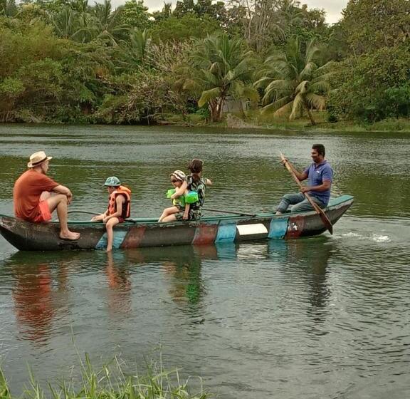 Yonan River Face Safari Resort