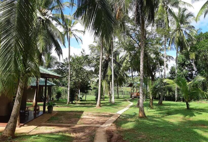 Yonan River Face Safari Resort