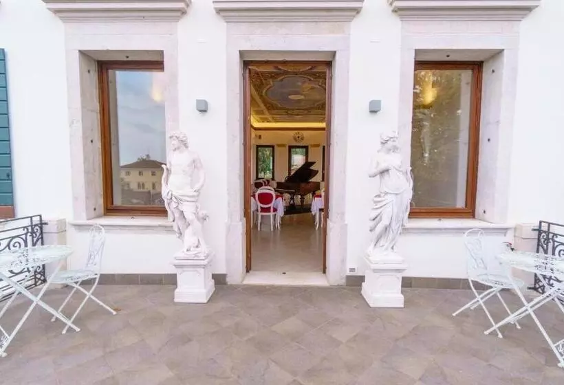 Hotelli Villa Marini Trevisan