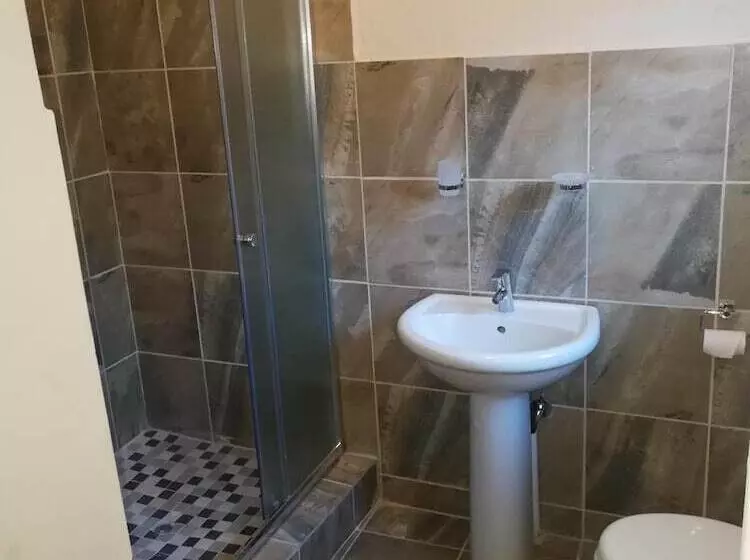 Majatalo Heaven At Fountain Street Guest House