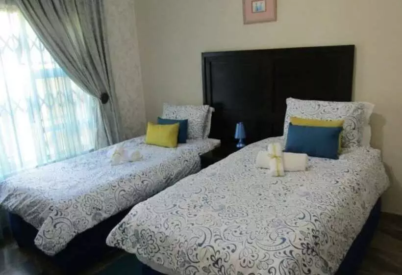 Majatalo Heaven At Fountain Street Guest House