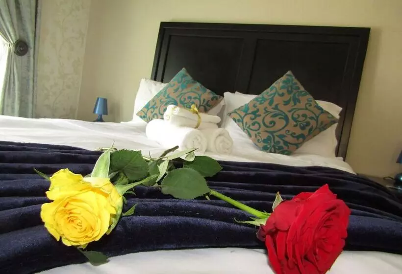 Majatalo Heaven At Fountain Street Guest House