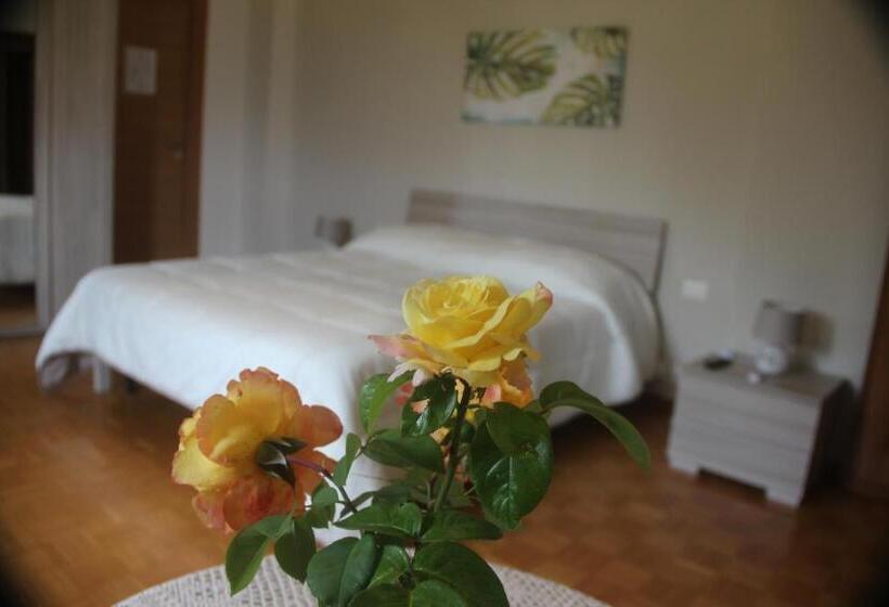 پانسیون Lavillaparking