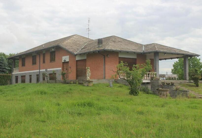 پانسیون Lavillaparking