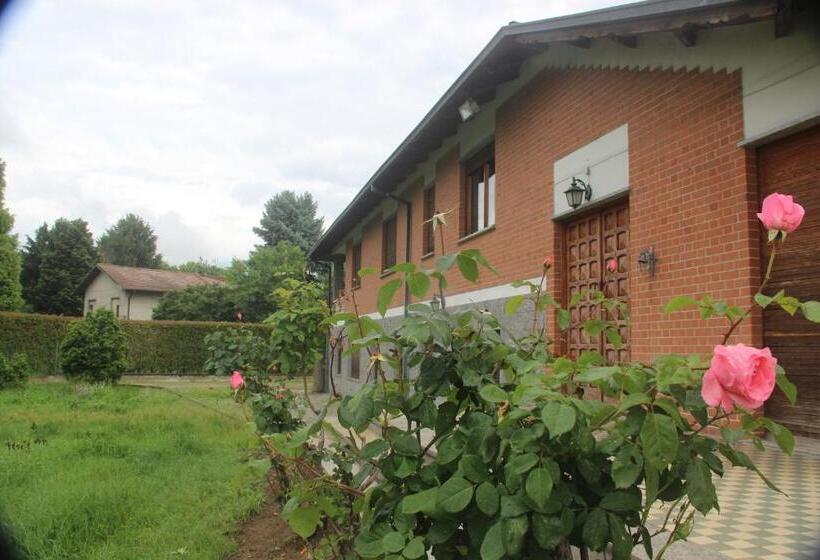 پانسیون Lavillaparking