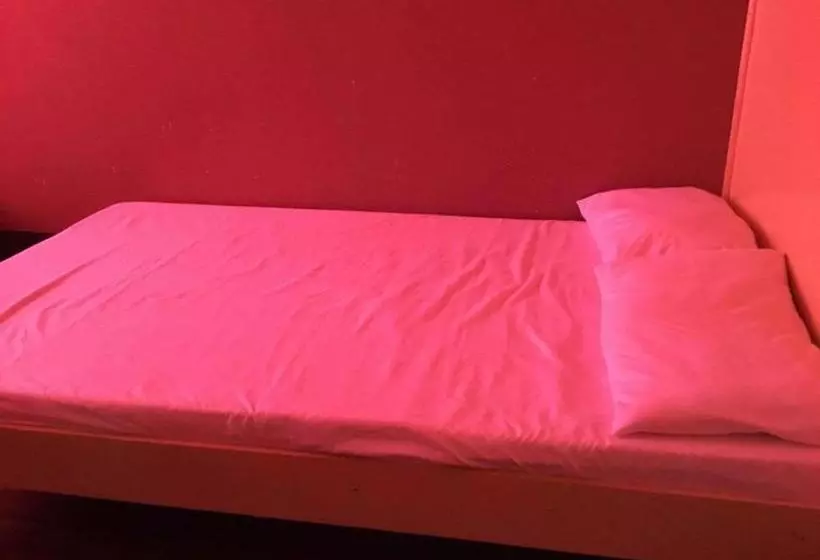 Retkeilymaja Luzon Inn