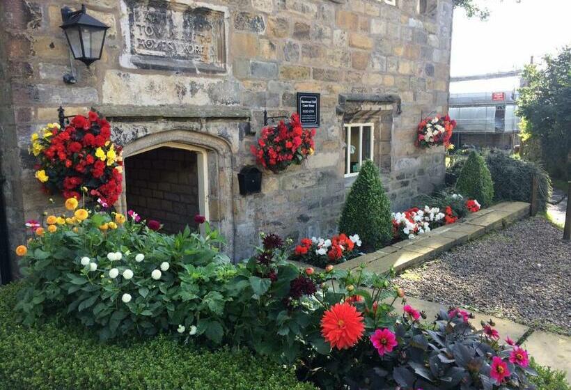 פנסיון Hurstwood Hall