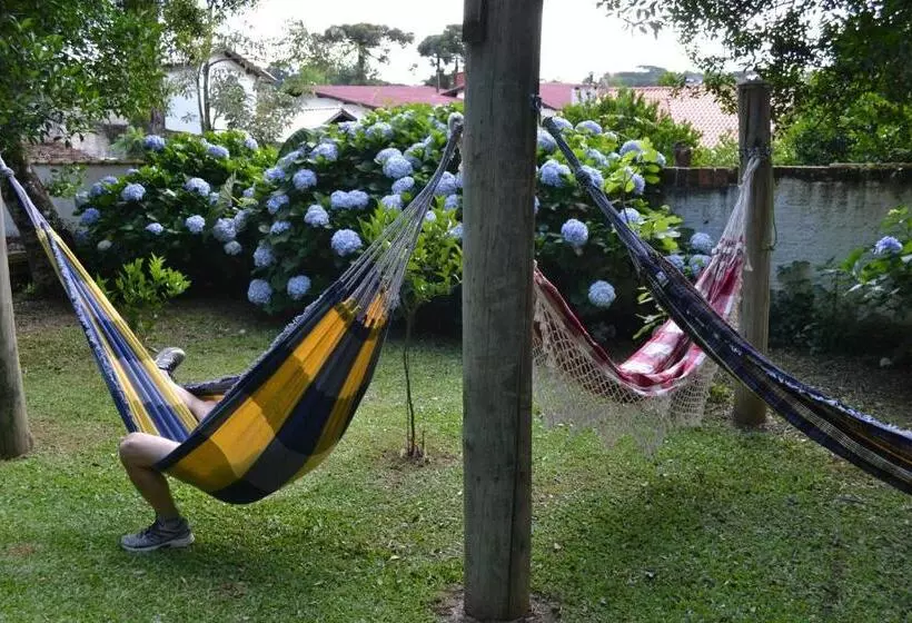 ペンション Pousada Dos Pinheiros