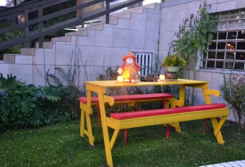 ペンション Pousada Dos Pinheiros