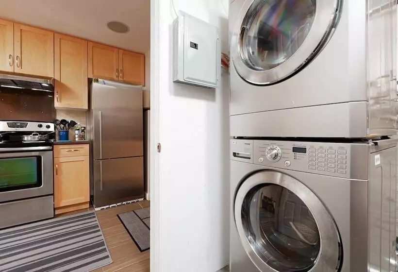 Majatalo Private And Cozy Home In Kerrisdale