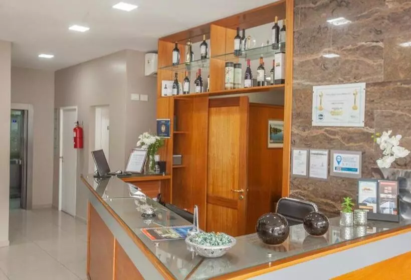 Apart Hotel Rivadavia 815