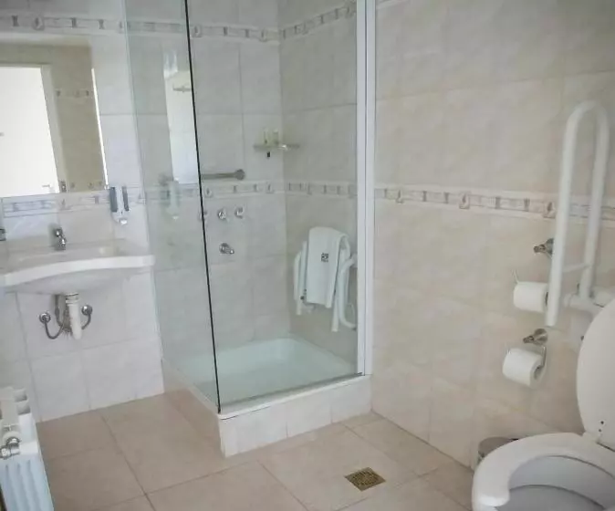 Apart Hotel Rivadavia 815