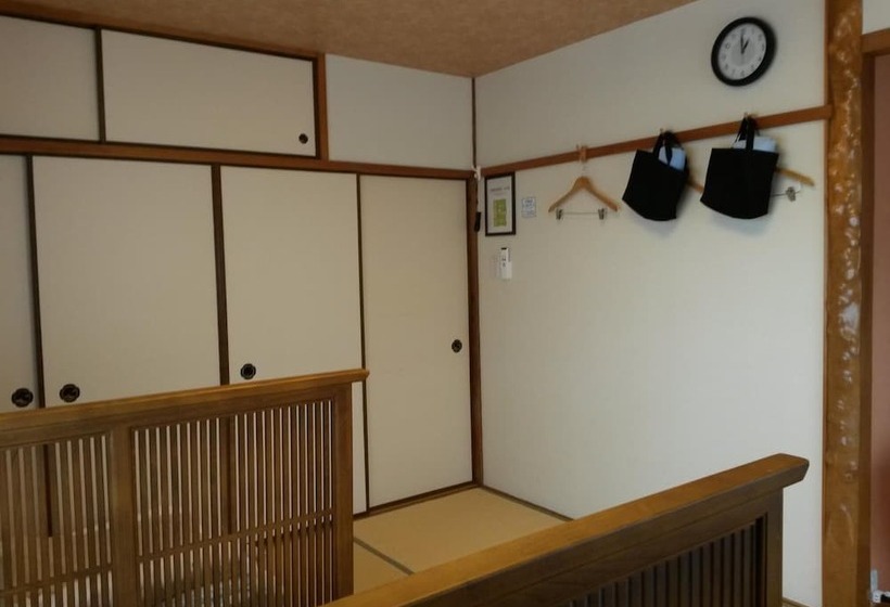 پانسیون Guesthouse Takao Hostel