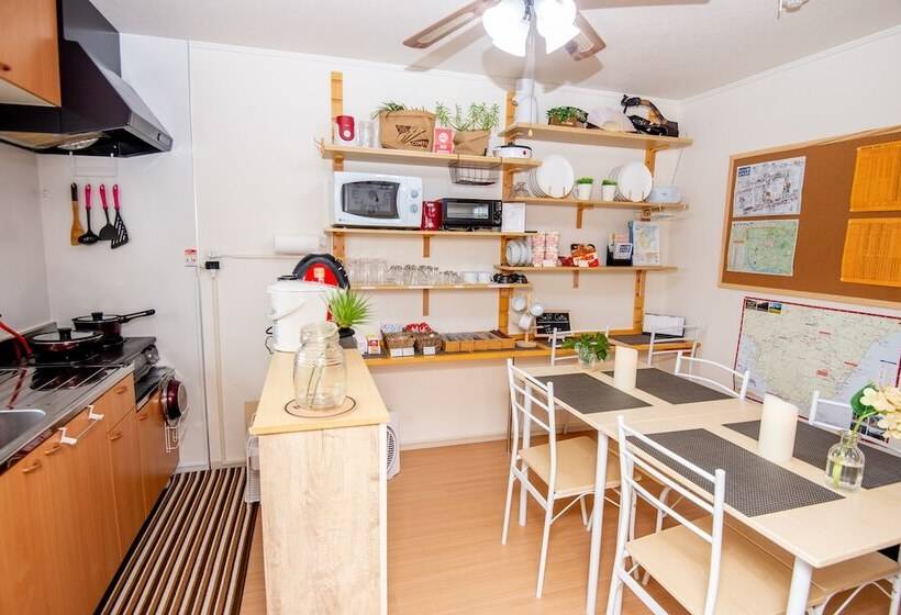 پانسیون Guesthouse Takao Hostel