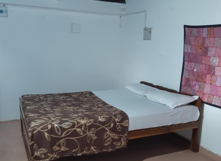 بنسيون Monsoon