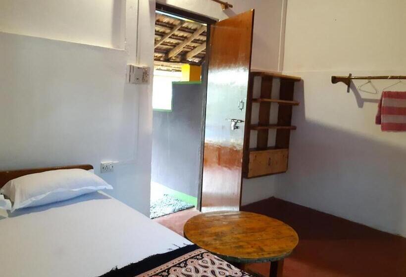 بنسيون Monsoon