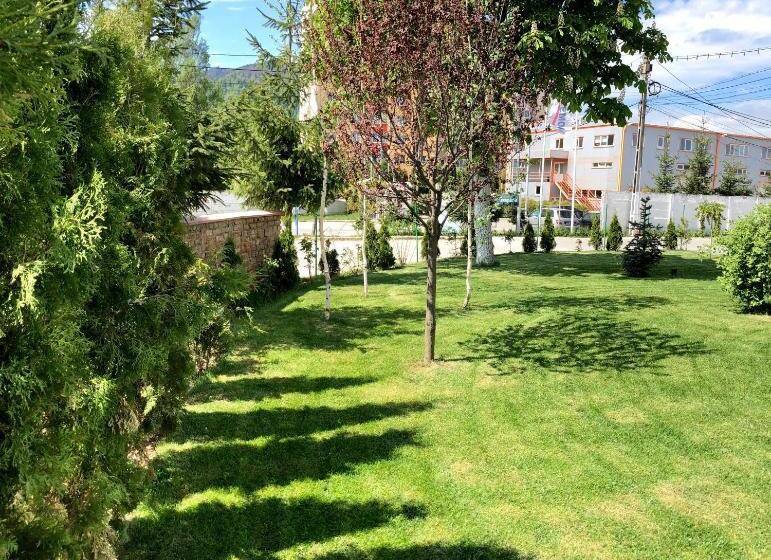 פנסיון Nueva Park