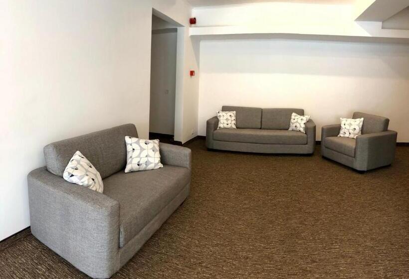 פנסיון Nueva Park