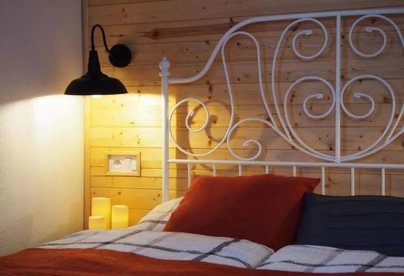 Majatalo Penzion V Peřině