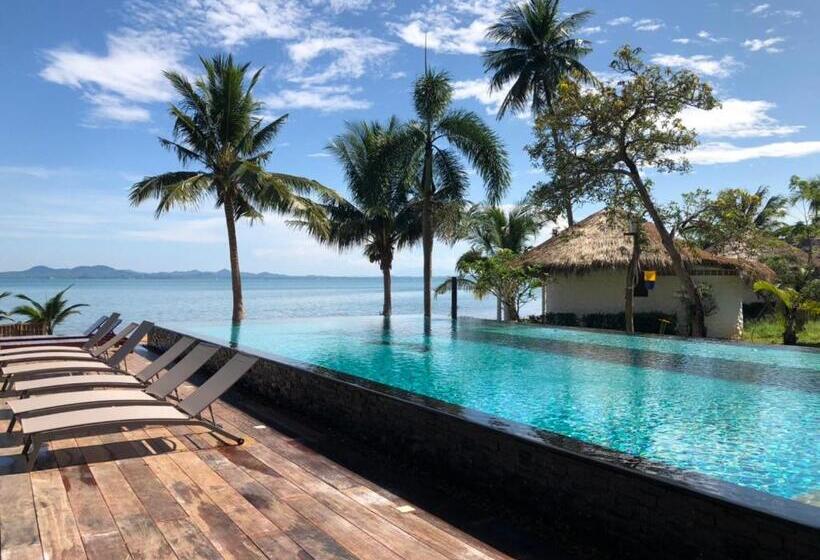 Sunrise Beach Resort