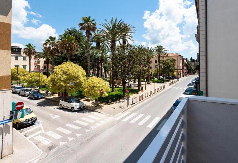 مبيت وإفطار Marconi 1935