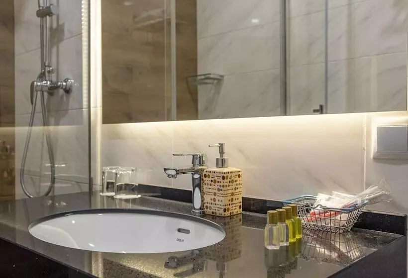 هتل Boomerang Boutique