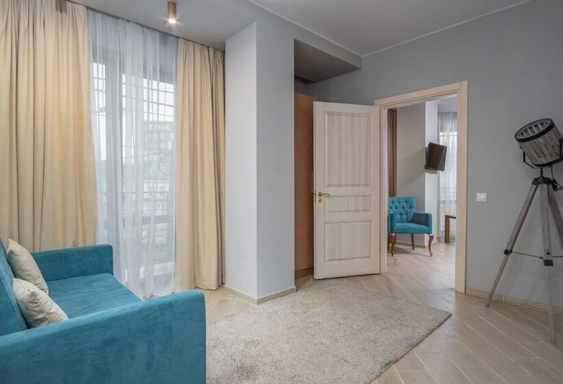 هتل Boomerang Boutique