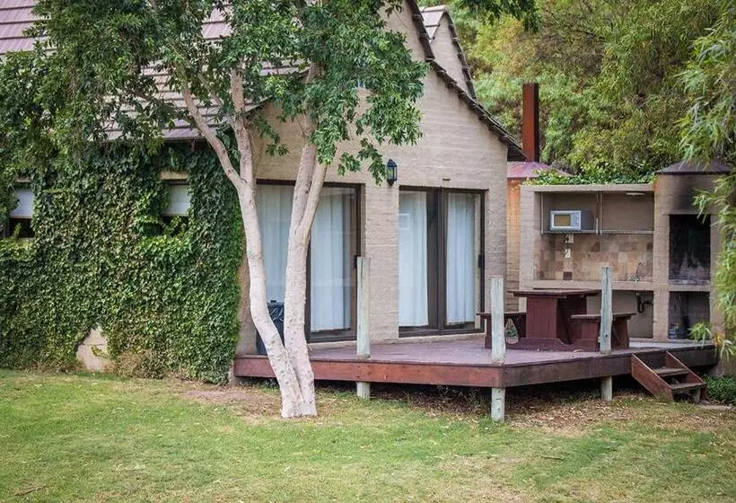 Majatalo Broadwater River Estate