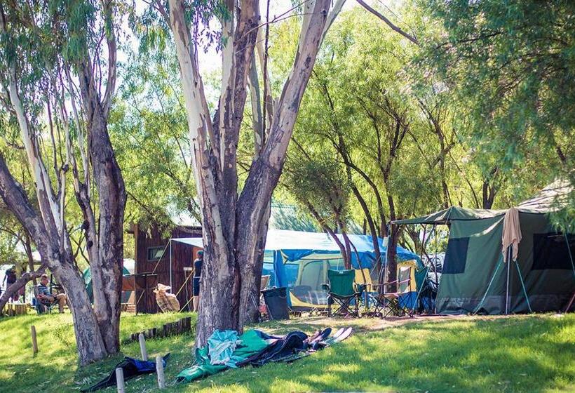 ペンション Broadwater River Estate