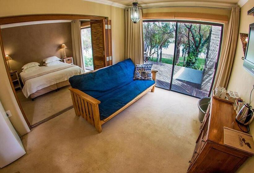 ペンション Broadwater River Estate